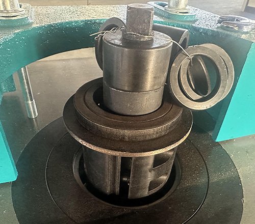 Molding spindles