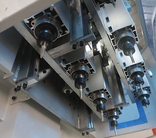 Eight-spindle machining unit