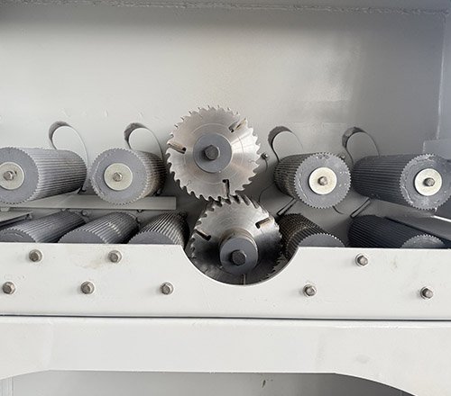 Multiple Alloy Blades
