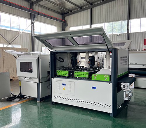 Brush Sanding machine