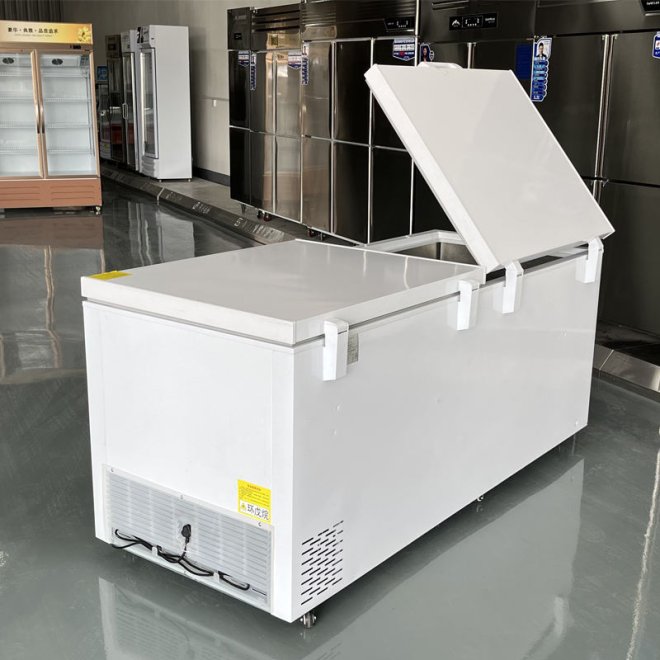 8Cu.Ft Kitchen & Office Freezer