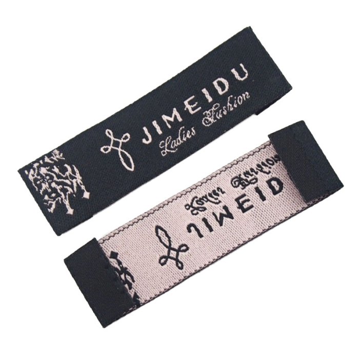Self-adhesive labels 1