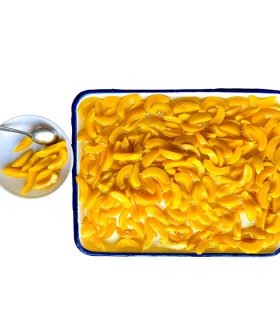 _0000_peach slices