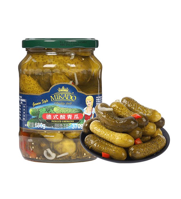 german sour cucumber slices