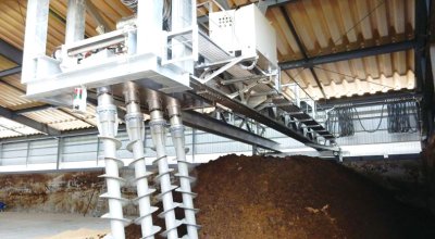 Large capacity vertical auger fermentation machine
