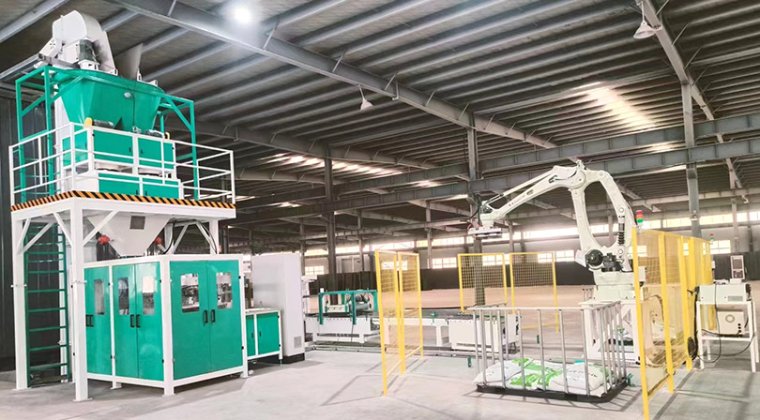 Automatic weighing and packaging machine