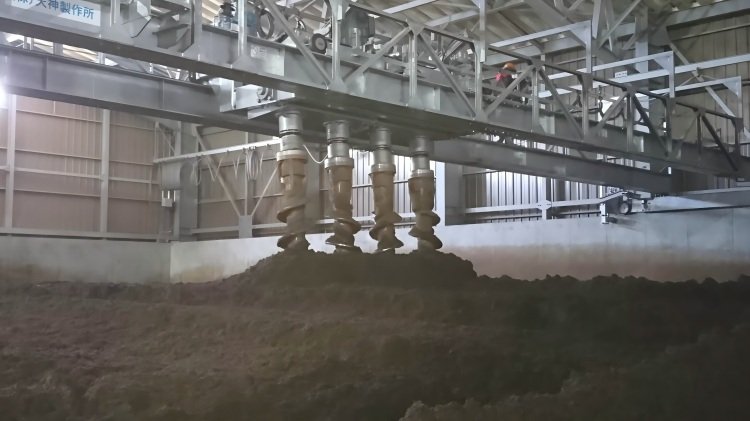 Composting Machine for Manure Treatment