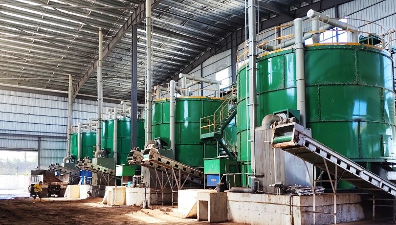 manure to organic fertilizer fermentation tank