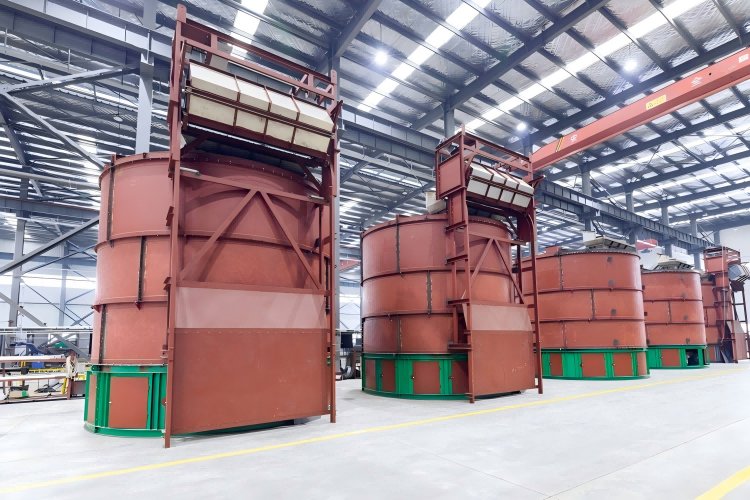 Livestock manure organic waste composting machine