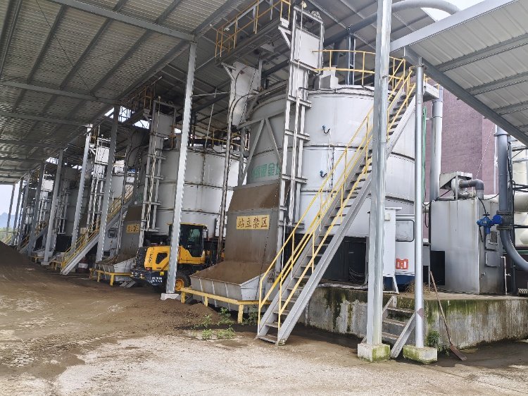Pig Manure Composting tower