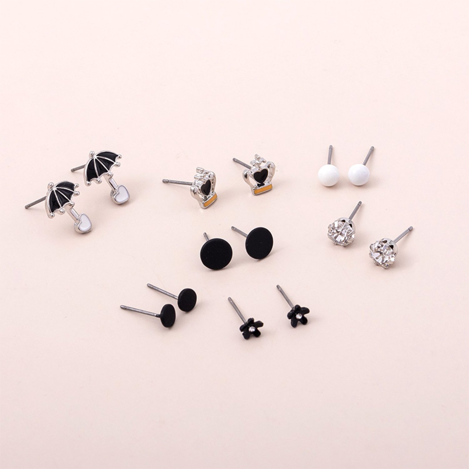 1_0001_Kids Stud Earrings 7Pack (7)