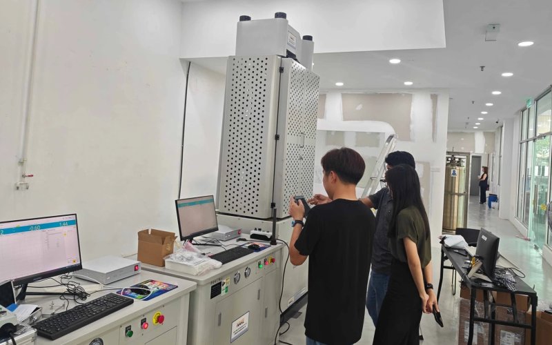 海外技术服务——纳克工程师在马来西亚提供现场培训