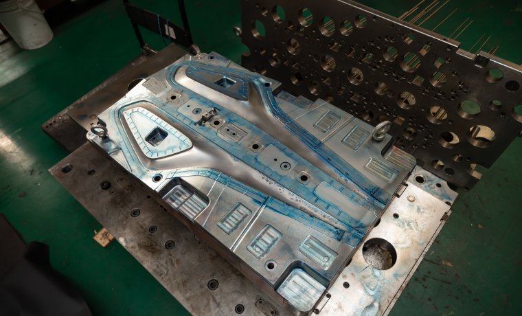 사출 금형 유지보수 가이드