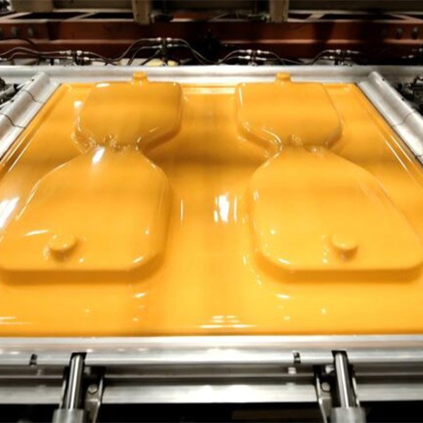 Plastic thermoforming