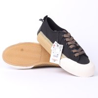 Canvas shoes sneakers