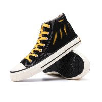 Men canvas shoes