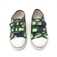 Kids vulcanized shoes with velcro
