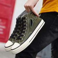 Men canvas shoes