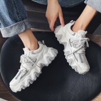 Men's casual shoes