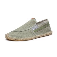 Minimalist casual shoes