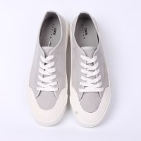 Ladies casual shoes
