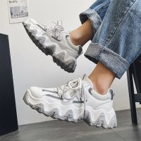 Men's casual shoes