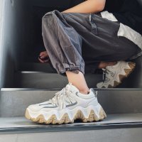 Men's casual shoes