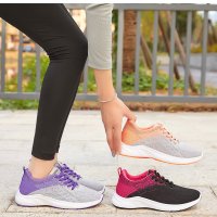 Women's sports shoes