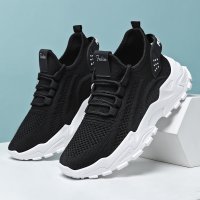 women sport shoes