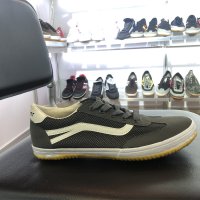 Durable rubber sole shoes for sale