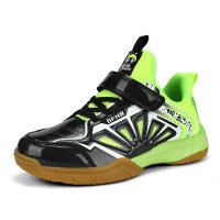 kids tennis shoes