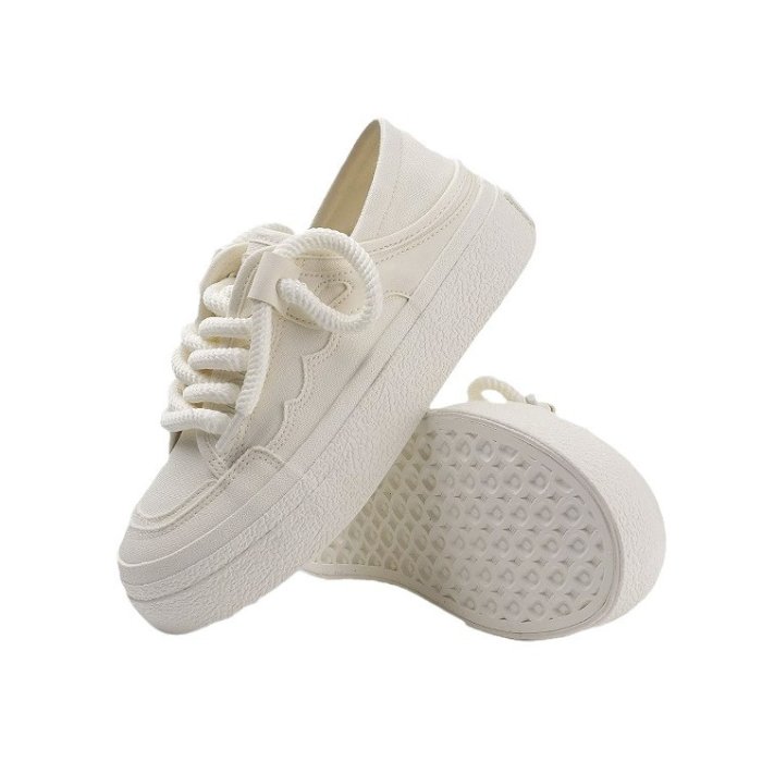 حذاء رياضي نسائي من القماش