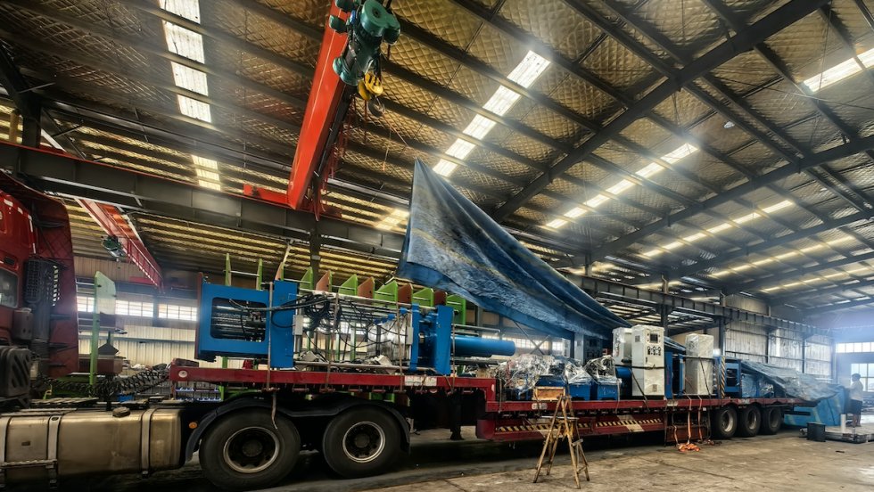 鑫佰盛硫化机 | 装车发货 品质交付，不负信赖