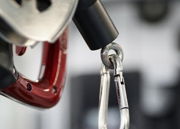 Stainless Steel Rigging: The Corrosion-Resistant Backbone of Modern Industry