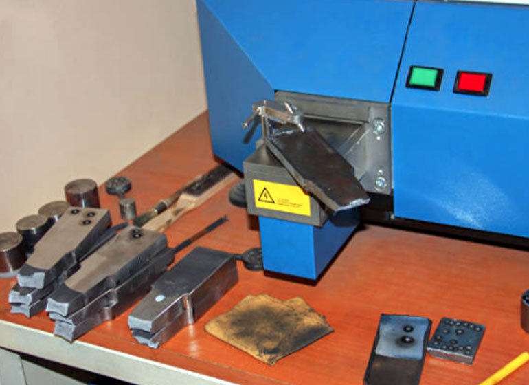 Spectrum Chemical Aanalyzer