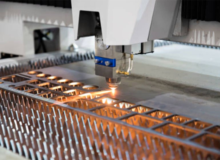 Laser cutting machine