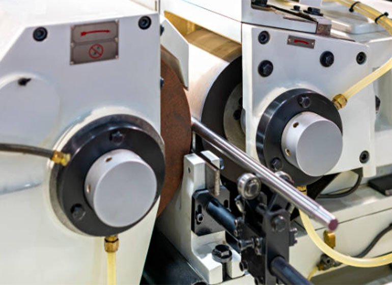 Cnc automatic centerless grinding machine