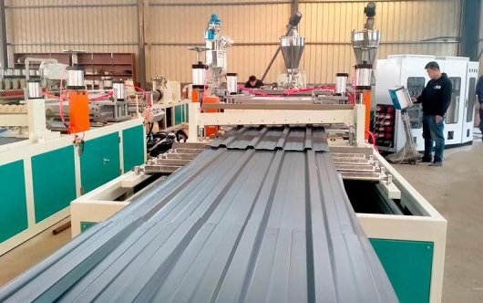 Technology Development and Application of ASA / PMMA-PVC Synthetic Resin Tile Production Line