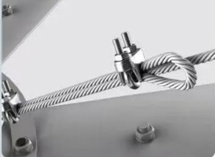 Cables de acero reforzados