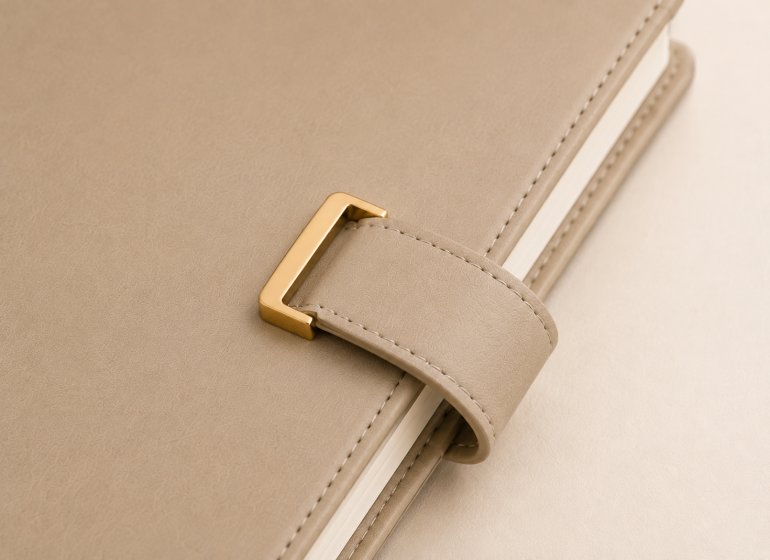 Minimal-Leather-Notebook-Gold-Buckle-Detail