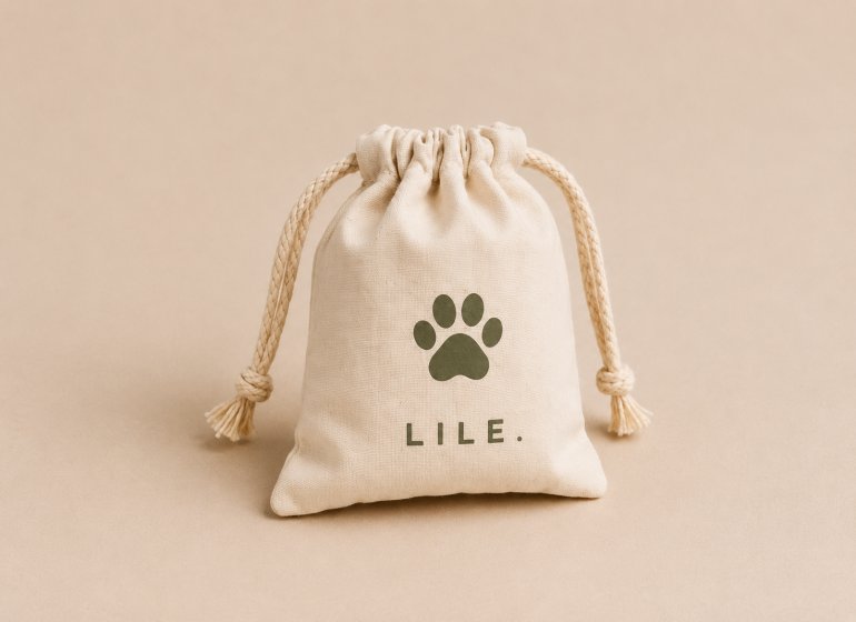 Custom_Cotton_Drawstring_Pouch_for_Pet_Gift_Sets_LILE