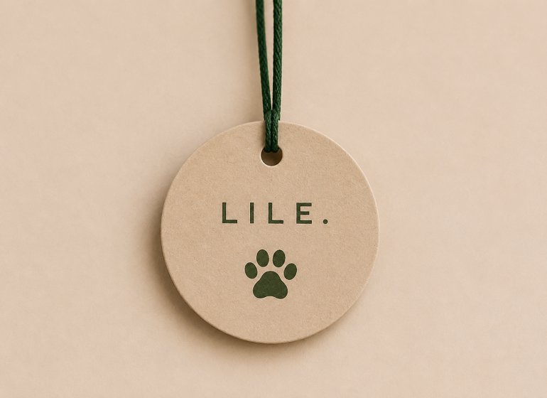 Custom_Hang_Tag_for_Pet_Branding_Programs_LILE
