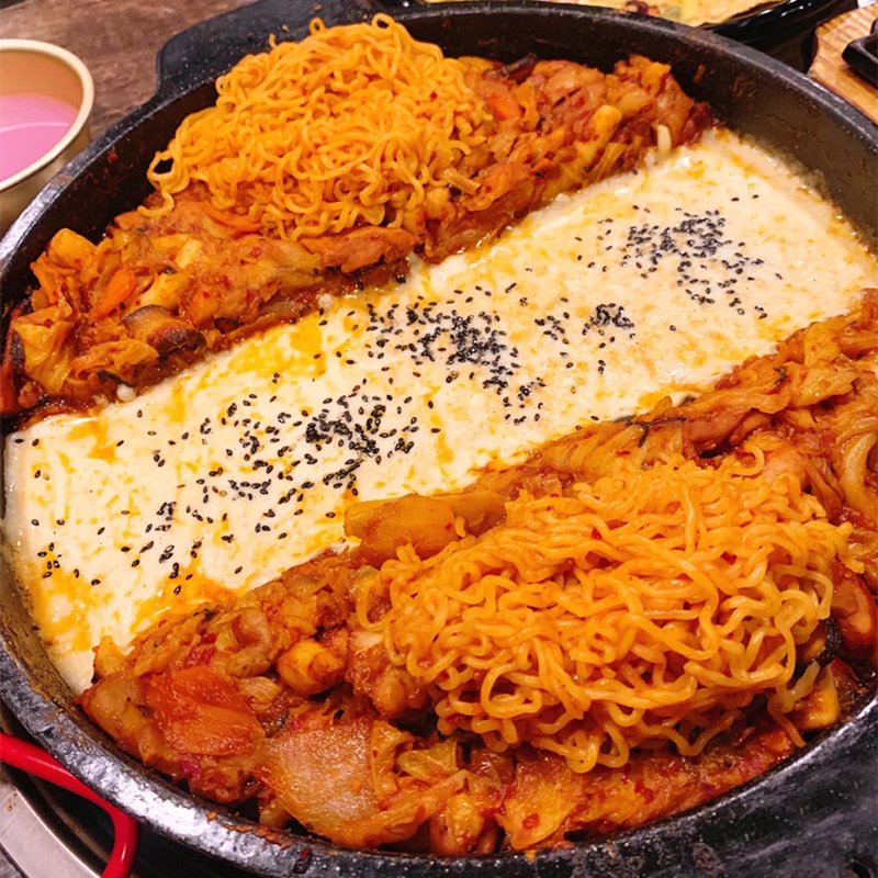 Chuncheon Sizzling Chicken Sauce  1.0 kg Pack