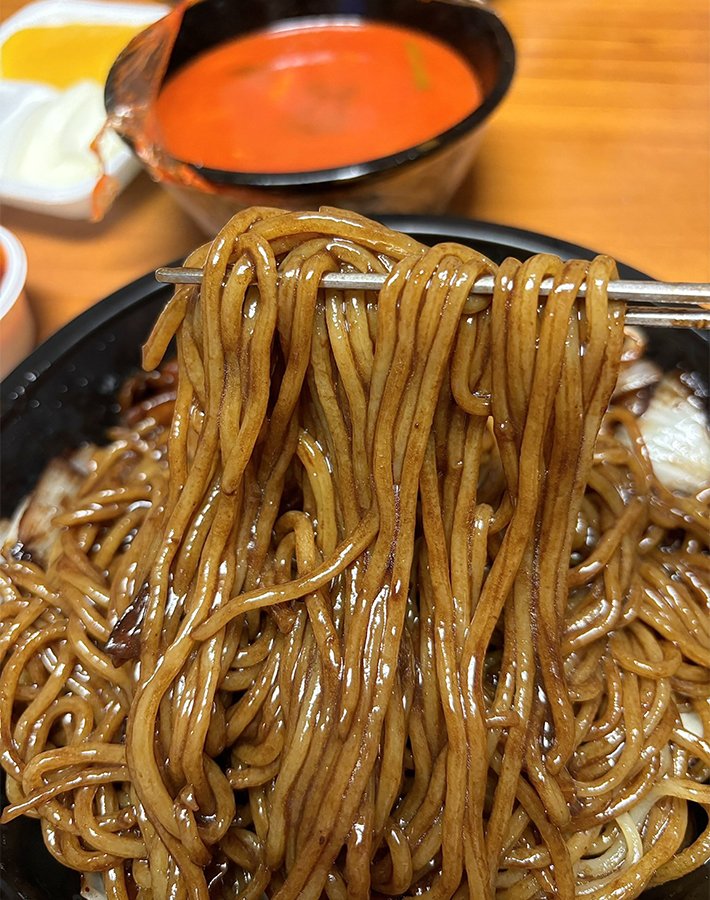 Korean Jjajangmyeon Sauce  - 500 g 20 Pouches Pack