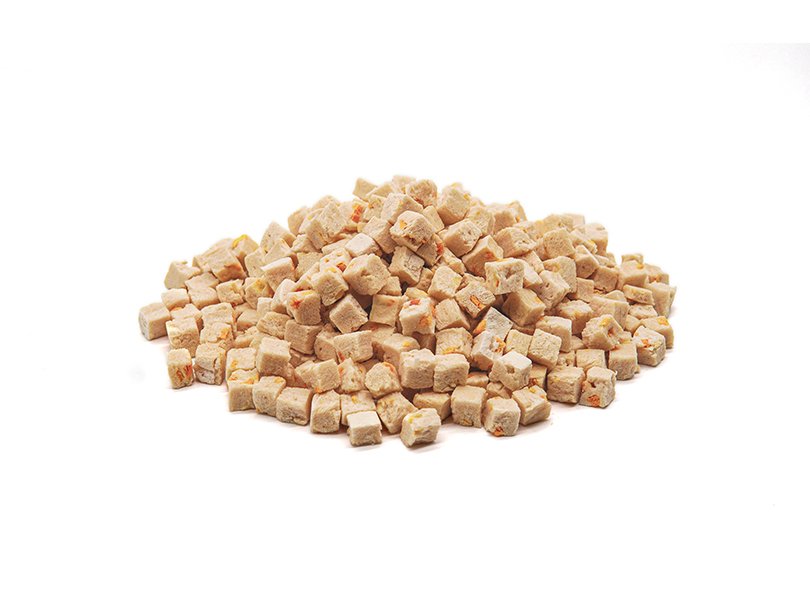 FC02A.chicken with carrot cube