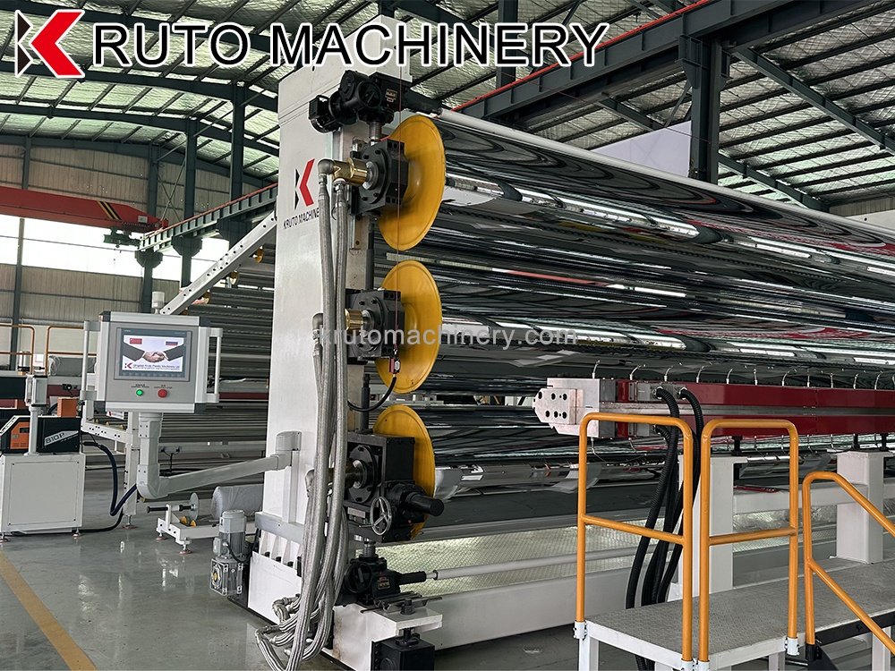 High-efficiency geomembrane line machine for stable operation