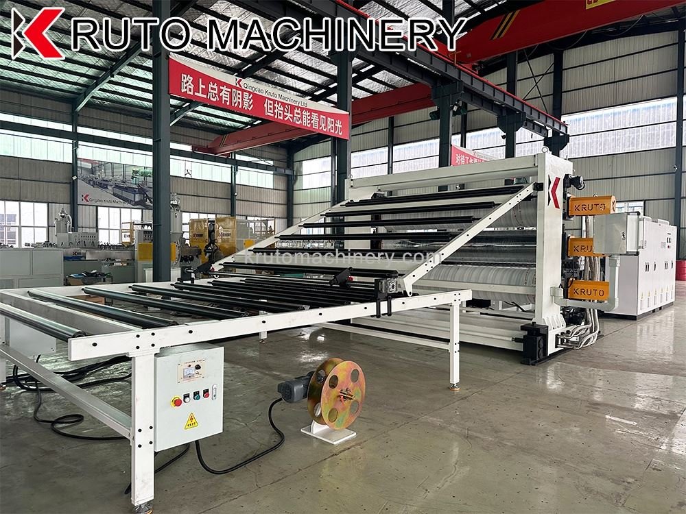 Optimized multi-material fabrication line for uniform panels