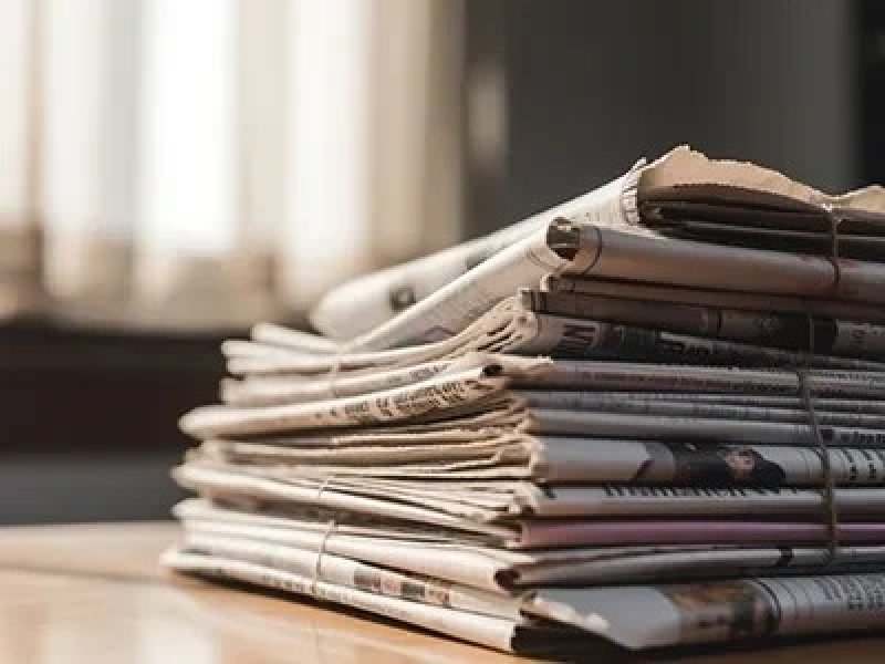 The function of the die lip, mandrel and sizing sleeve