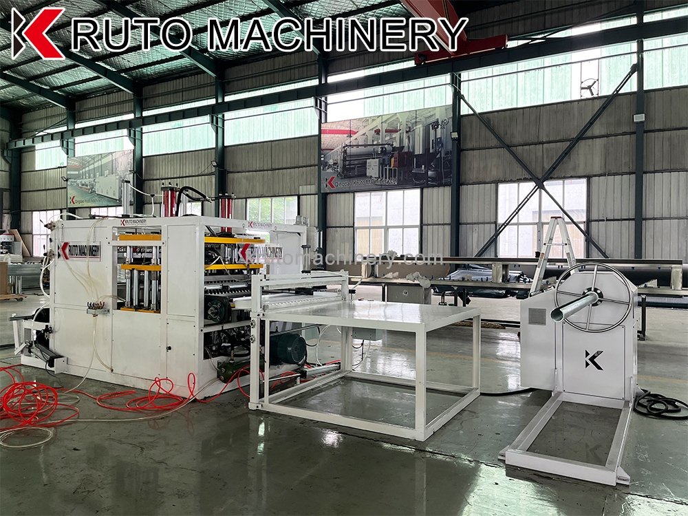 Automatic air pruning container production line with slitting and cutting system