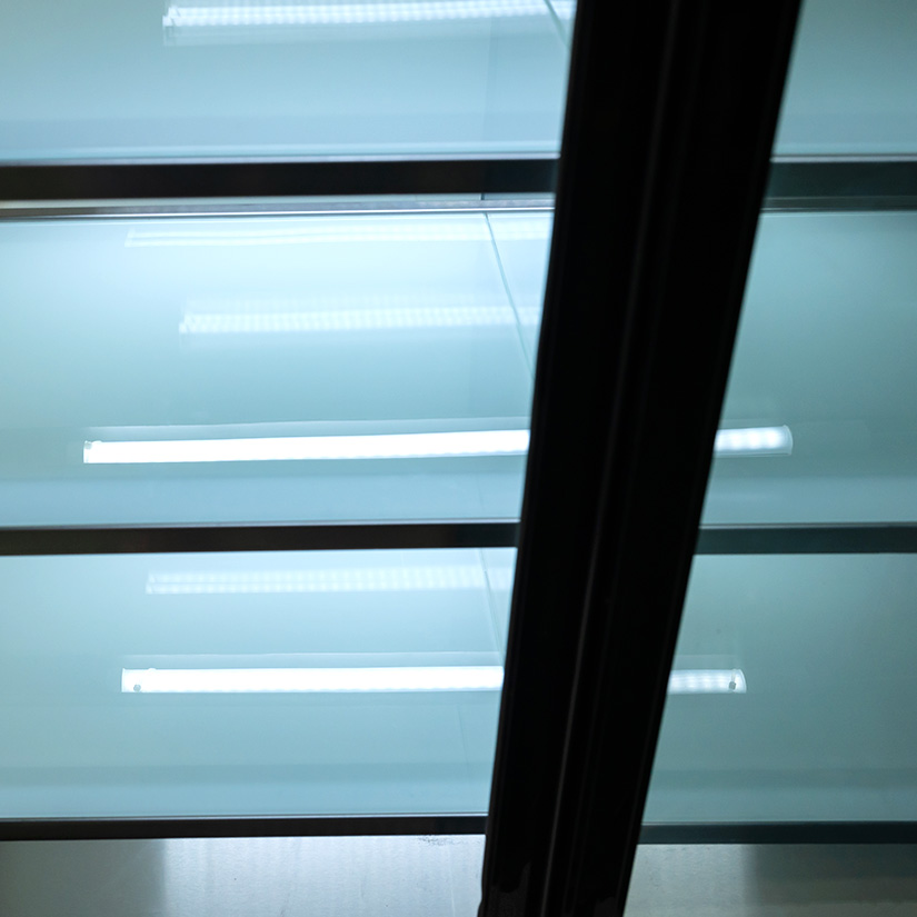 Square vertical cake cabinet (201 material)